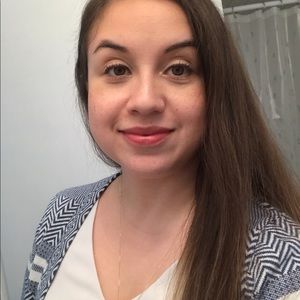 Meet your Posher, Angelica